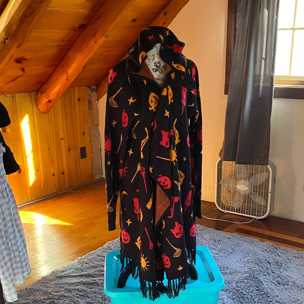 Disney Halloween long cardigan sweater size 1X
